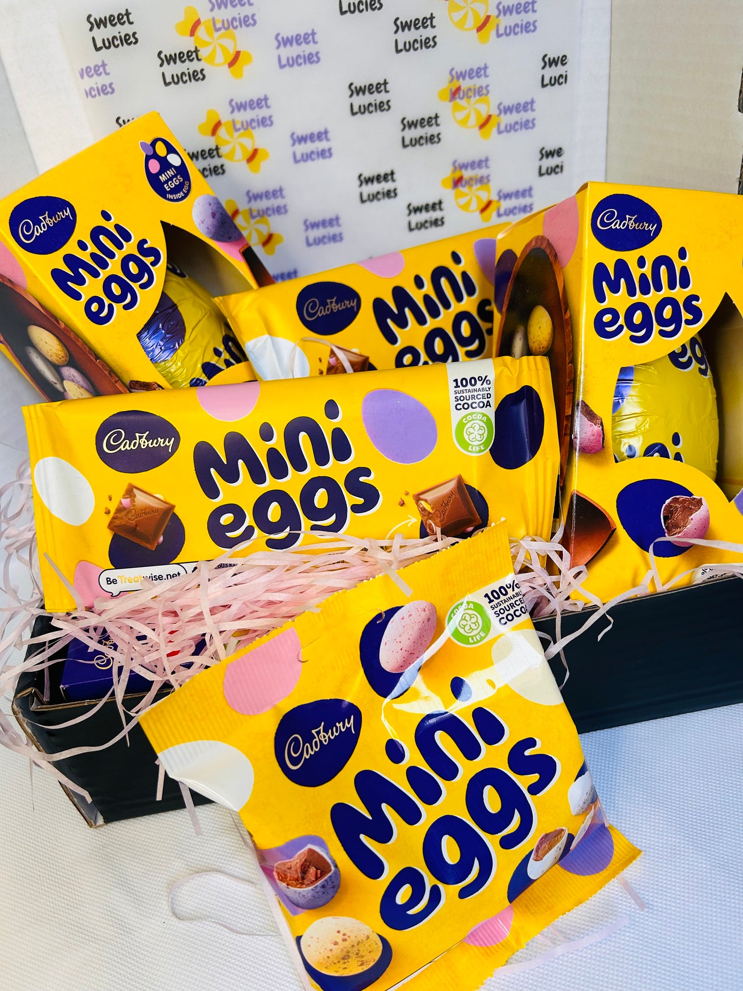 Mini Eggs Mega Gift Box With Easter Eggs